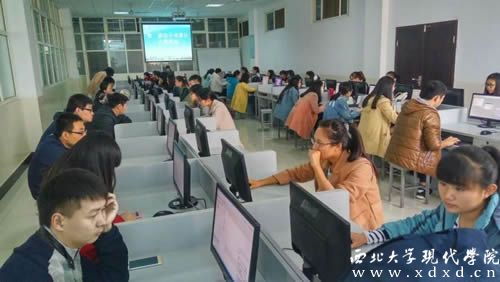比賽現(xiàn)場.jpg