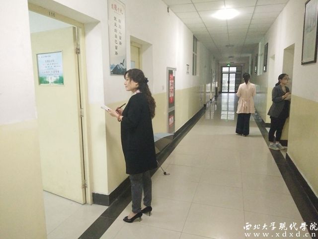 教學(xué)科組織新學(xué)期教學(xué)秩序檢查.jpg
